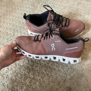 Men Brown On Clouds Worn Once Waterproof